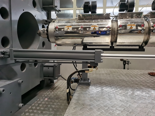 MZ1200MD PP Plastic Preform Injection Molding Machine For Chair With Pressure Sensor